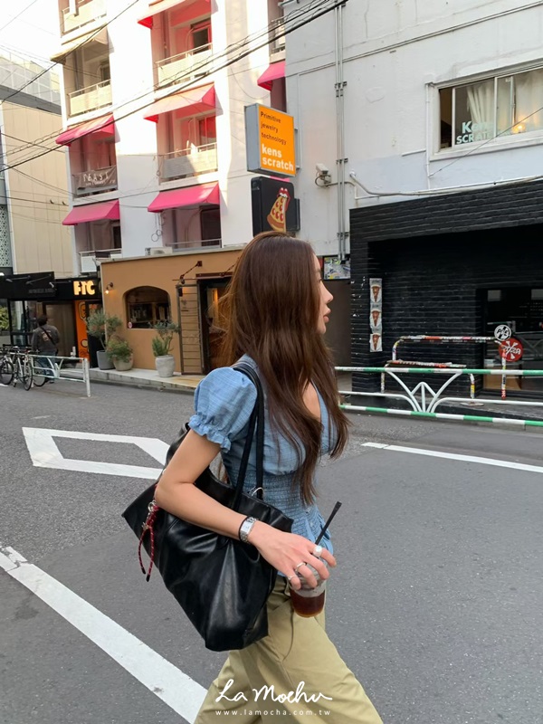 皺皺貝殼排扣鬆緊上衣(闆娘清單)